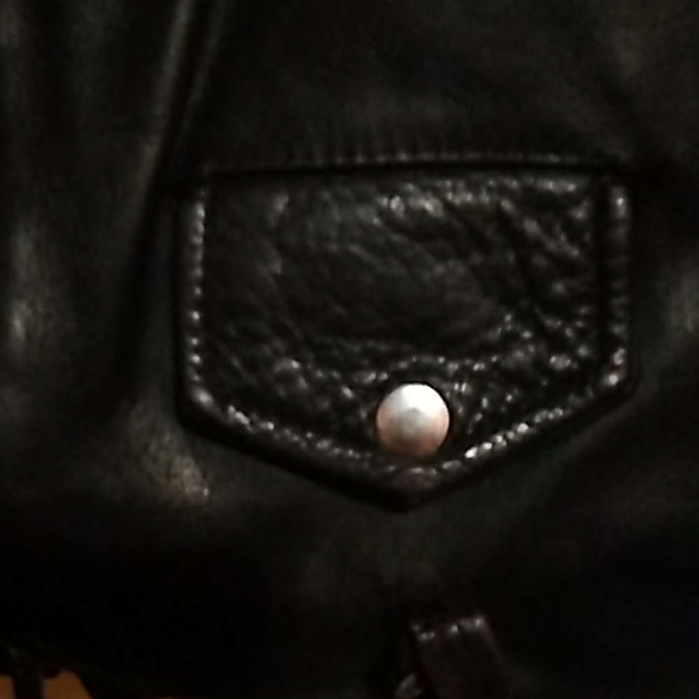 Leather jacket - Picture 4 of 8